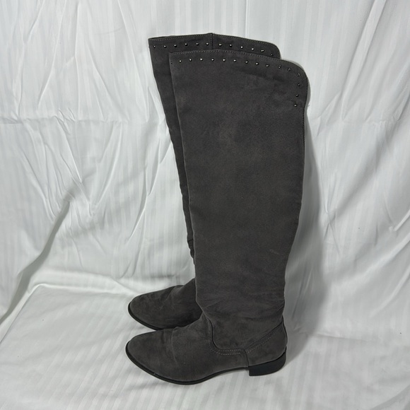 Lime Light Joaquin Faux Suede Studded Knee High Tall Gray Riding Boots Size 8 - Picture 2 of 10